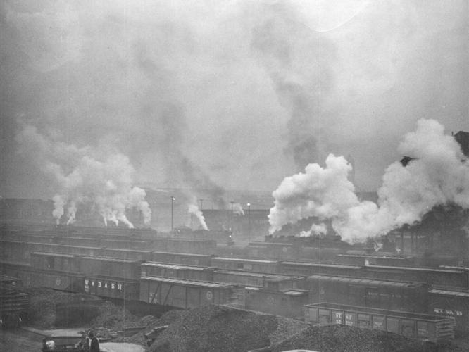 Coal-powered locomotives
