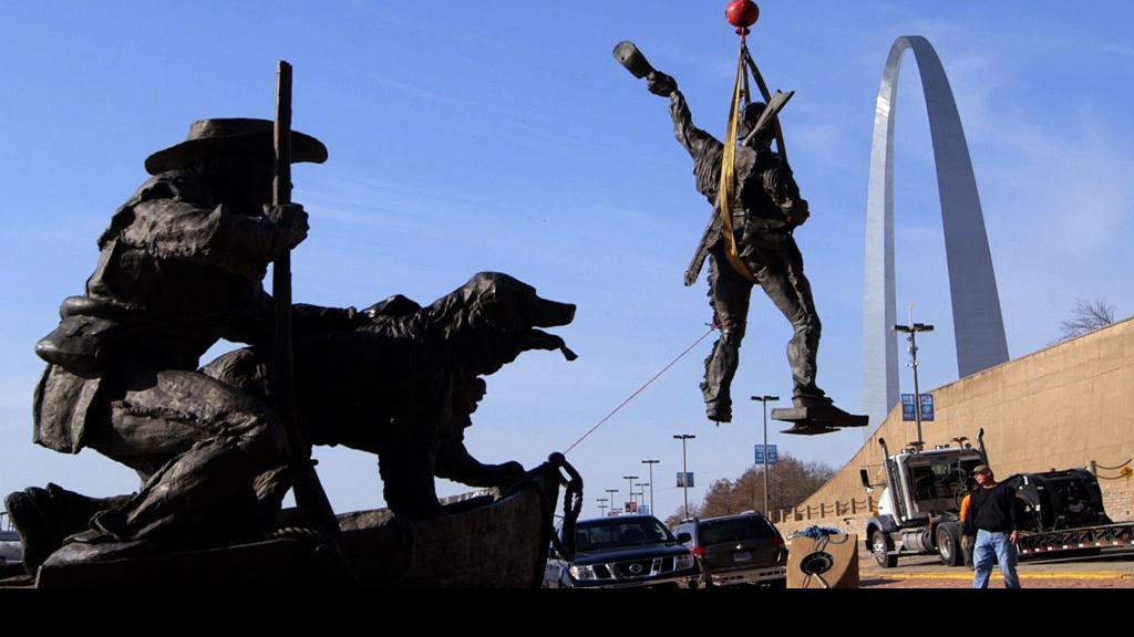 Lewis & Clark statue moved from riverfront Joe's St. Louis