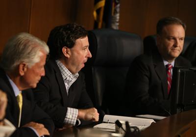 Ӱԭ County Council debates hockey rink