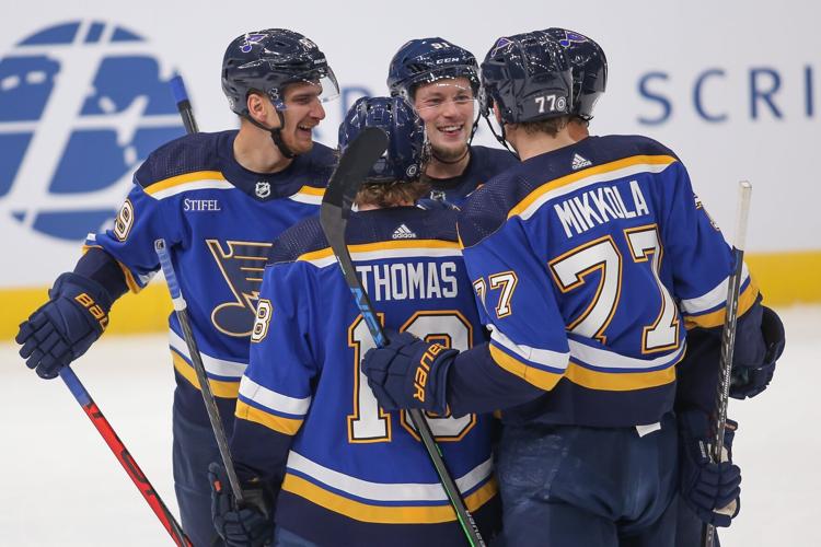 The blue line for the NHL All-Star Game has a nice St. Louis Blues touch -  Article - Bardown