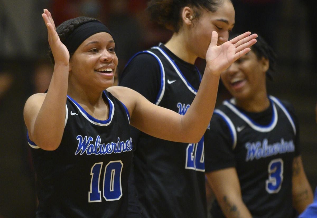 Vashon girls make history with first state semifinal appearance | Girls Vashon girls make history with first state semifinal appearance | Girls
