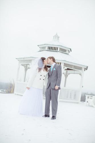 Winter Wedding at Hermann Hill
