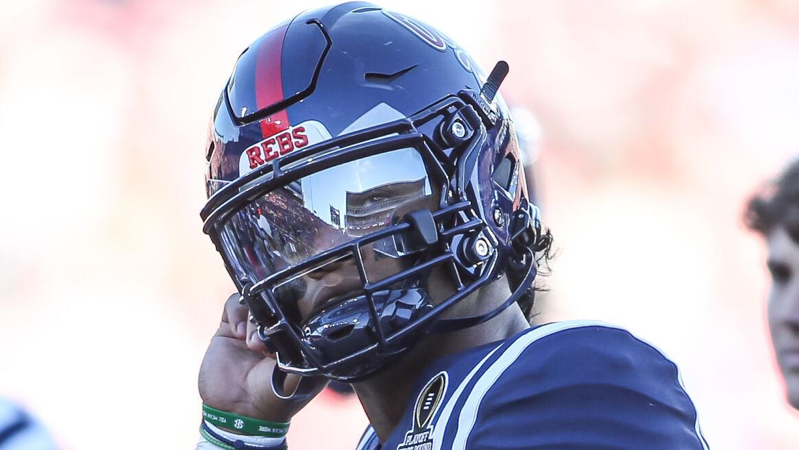 Mizzou signs Ole Miss quarterback Austin Simmons out of transfer portal