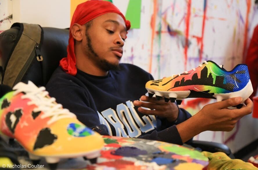 Made in St. Louis: Painter takes his skills to fashion design