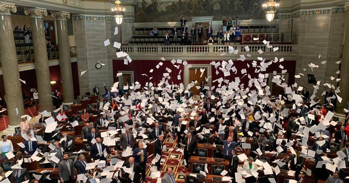 US-NEWS-DARTH-VADER-MOMENT-MISSOURI-REPUBLICAN-1-KC.jpg