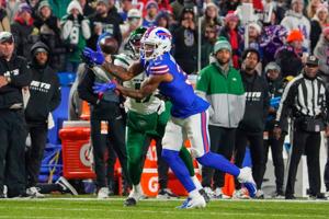 Rasul Douglas is a free agent after spending the last 1.5 years with the Buffalo Bills. He was a fan favorite while with the Green Bay Packers from 2021-23.