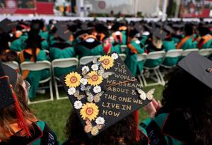Andy Cohen gives keynote address at Wash U graduation