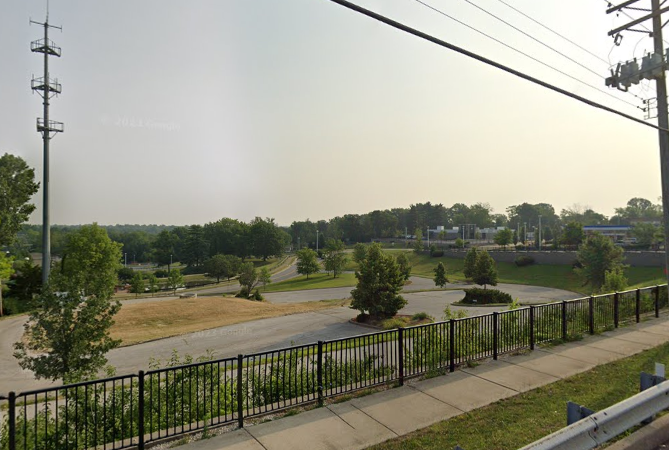 Former Ballwin city hall site