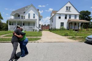 Vernon Gentry buying property in n. St. Louis
