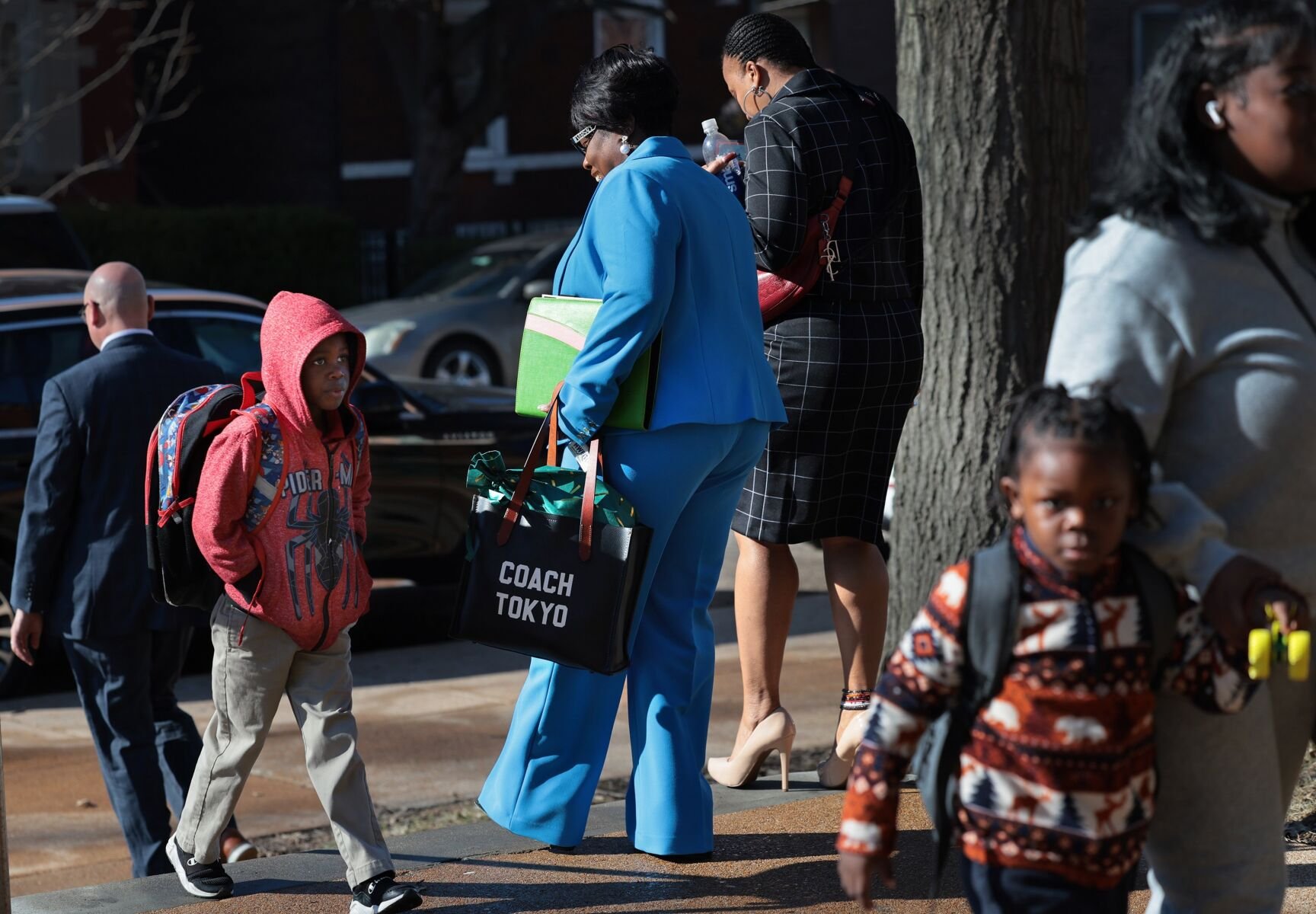New board at St. Louis Public Schools launches with friction