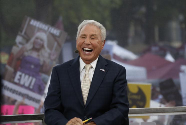ESPN's Chris 'The Bear' Fallica gives update on Lee Corso for College  Gameday at Tennessee