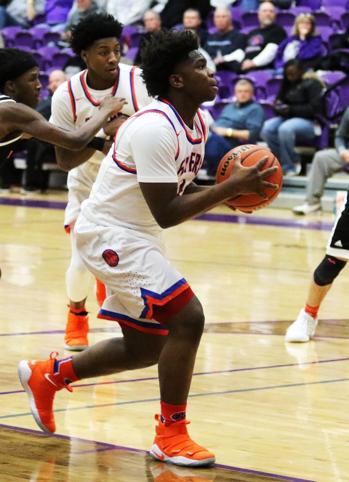 Notebook East St Louis Rallies Past Urbana Collinsville Rolls