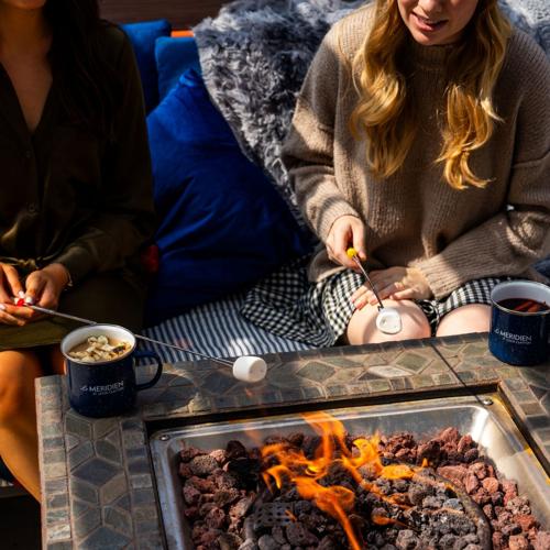 the chalet holiday bar