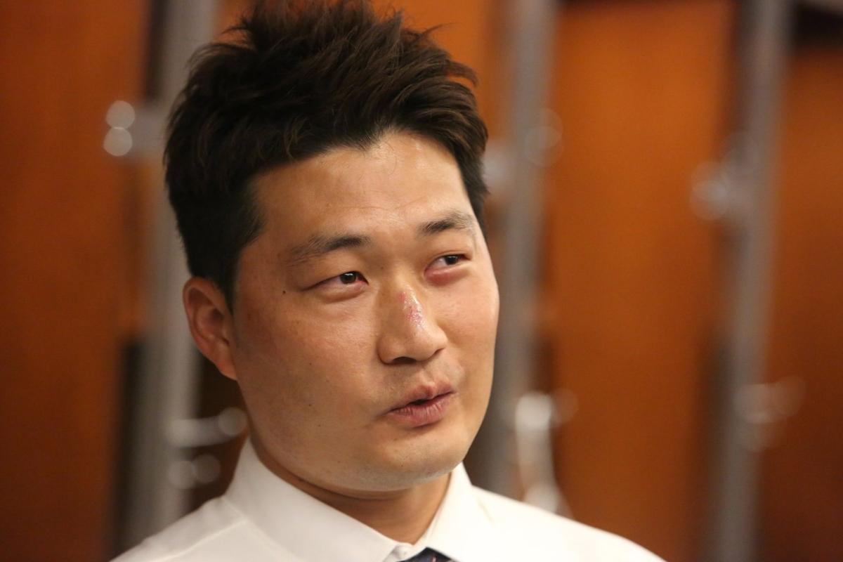 Cards introduce new Korean relief pitcher