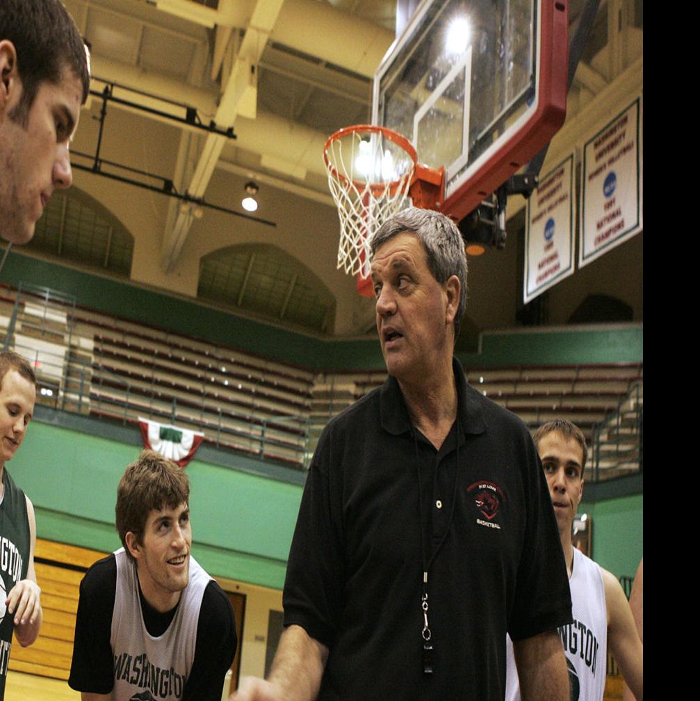 Mark Edwards Retires As Washington U Basketball Coach After 37