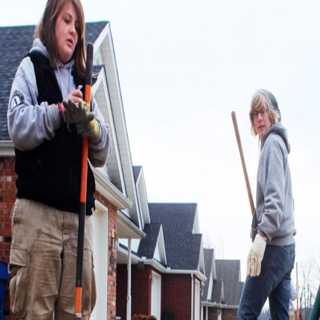 How 80 000 Volunteers Showed Joplin Mo That The World Cared