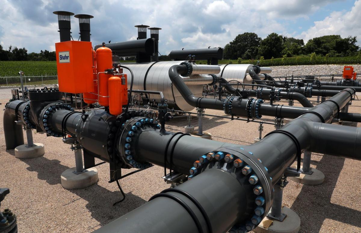 Federal appeals court strikes down approval of Spire gas pipeline