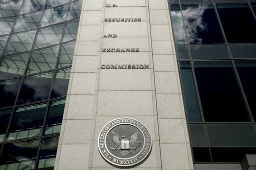 SEC to require brokers only to reveal financial conflicts