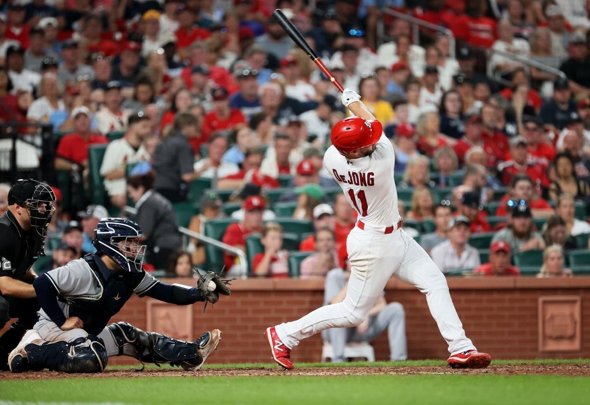 Yadier Molina, Paul DeJong hit back-to-back homers