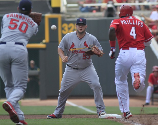 NLCS: Wainwright removed in fifth inning of rough Game 1 start