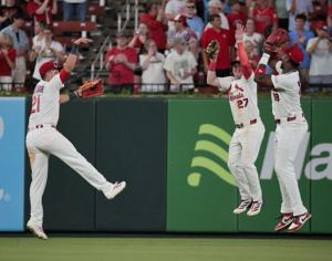 The St. Louis Cardinals take series beating the San Diego Padres 3-2