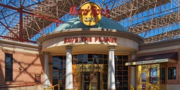 Last call for Union Station&#39;s Hard Rock Cafe. Next up: Candy and ice cream emporium | Business ...