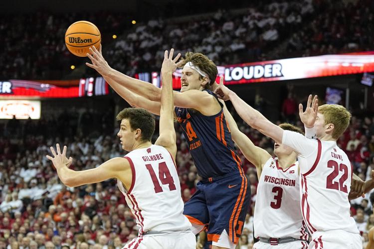 Illinois Wisconsin Basketball