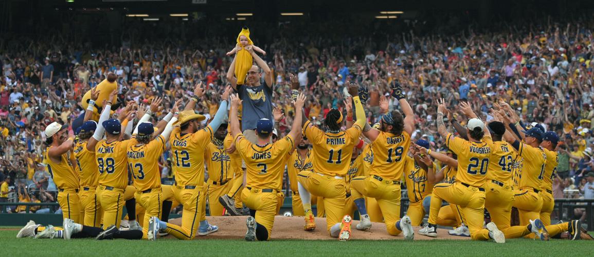 SPORTS-SAVANNAH-BANANAS-ENERGIZE-WASHINGTON-NEVER-1-BZ.jpg