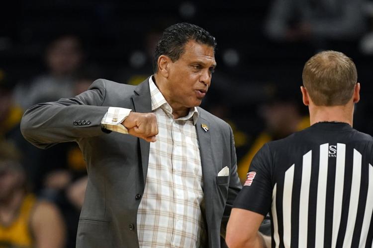 How to watch Illinois vs. BethuneCookman basketball — TV channel, live