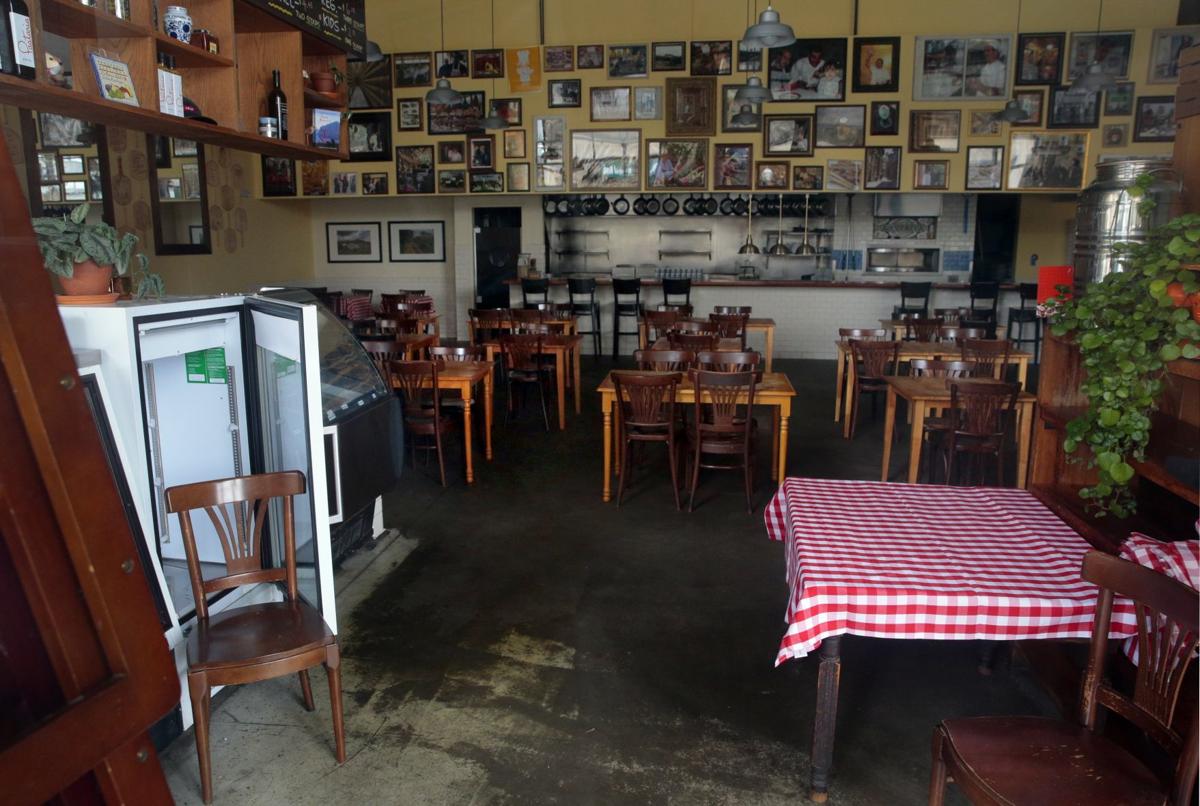 Restaurants close voluntarily across St. Louis