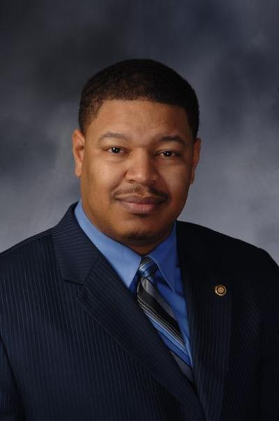 St. Louis official hires ex-legislator who was jailed on theft charge | Political Fix | 0