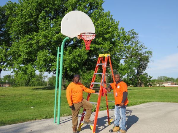 Basketball Courts in City of St. Louis Parks and Recreation Centers Get a Refresh, Thanks to State Farm® Red Nets