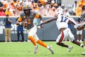 FOOTBALL-NCAA/