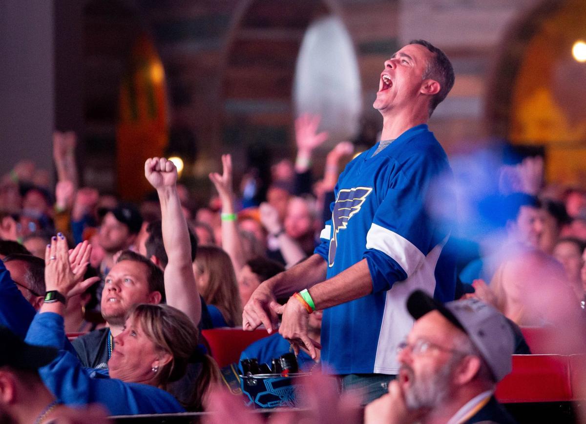 Stanley Cup Finals: Blues fans went bonkers after win, played “Gloria”