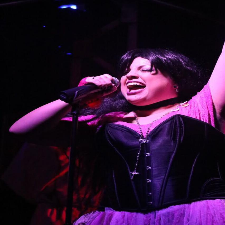 Looking Back In Anger Riot Grrrl Style Theater Reviews Stltoday Com