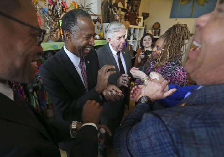 HUD Secretary Ben Carson in ӣƵ