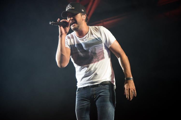 Country superstar Luke Bryan brings his biggest show to Busch ...