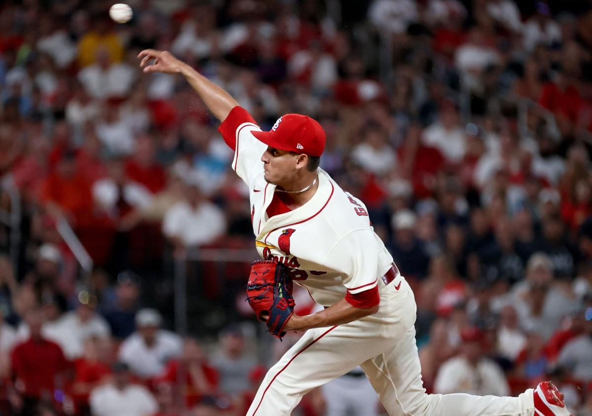 Quit blaming the Cardinals' pitching woes on the absence of Yadier