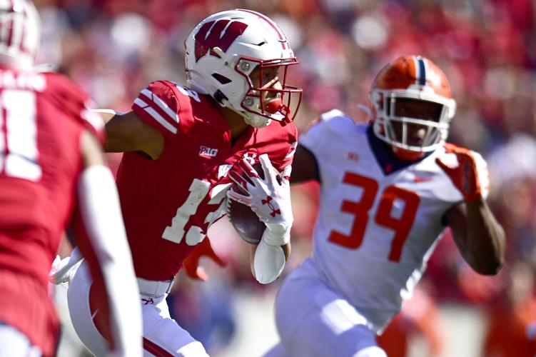 Illinois vs. Wisconsin Badgers football video highlights, live updates