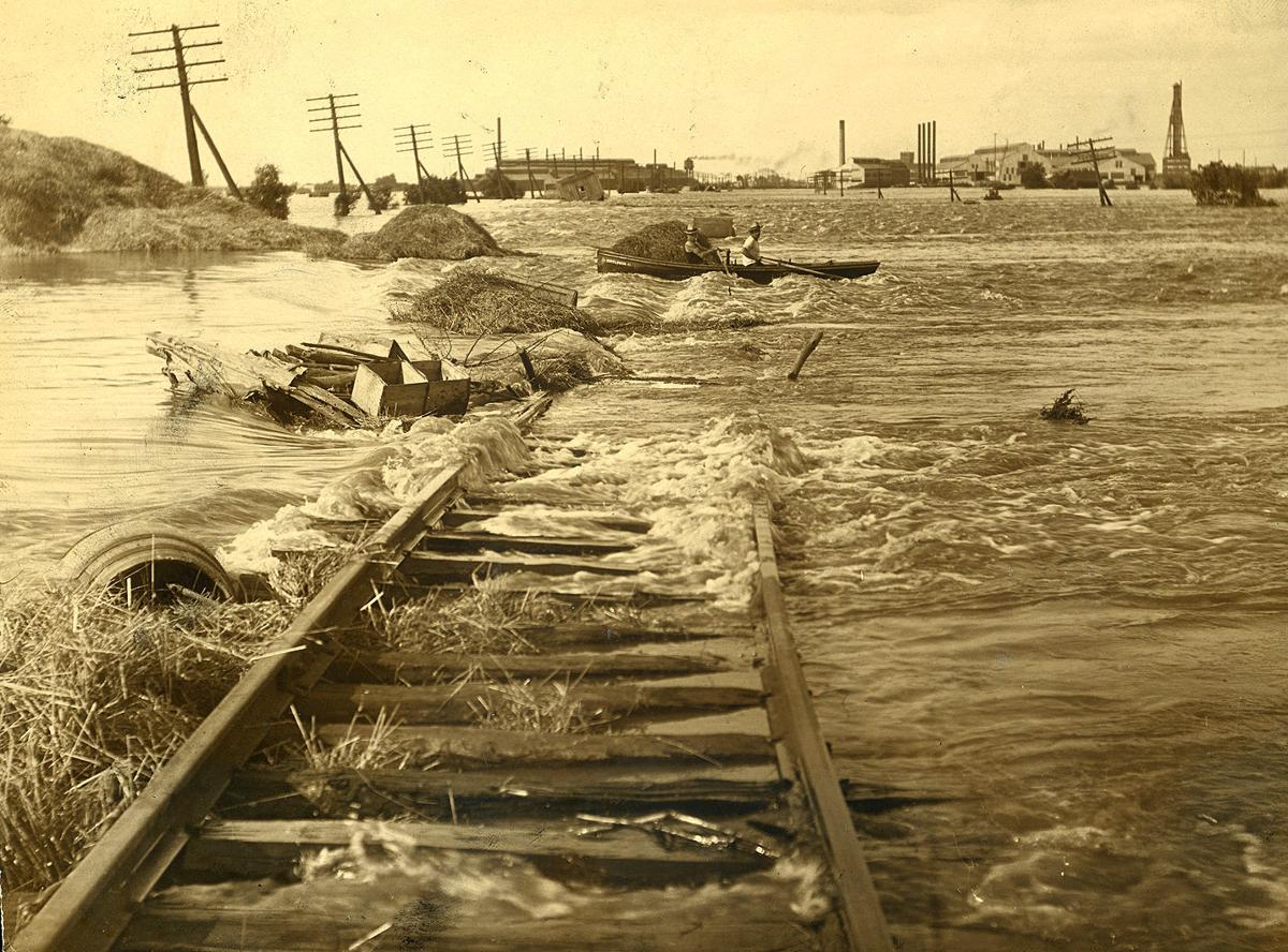 East St. Louis Flood, 1903 | Pictures | www.bagsaleusa.com