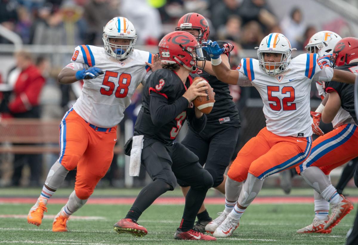 East St. Louis overpowers Glenbard East in secondround win High