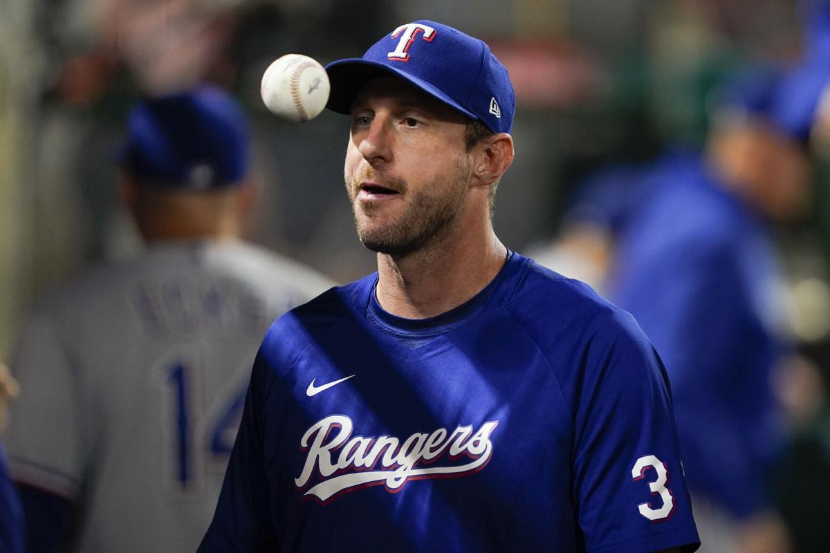 Rangers vs. Astros: Why are Max Scherzer's eyes different colors