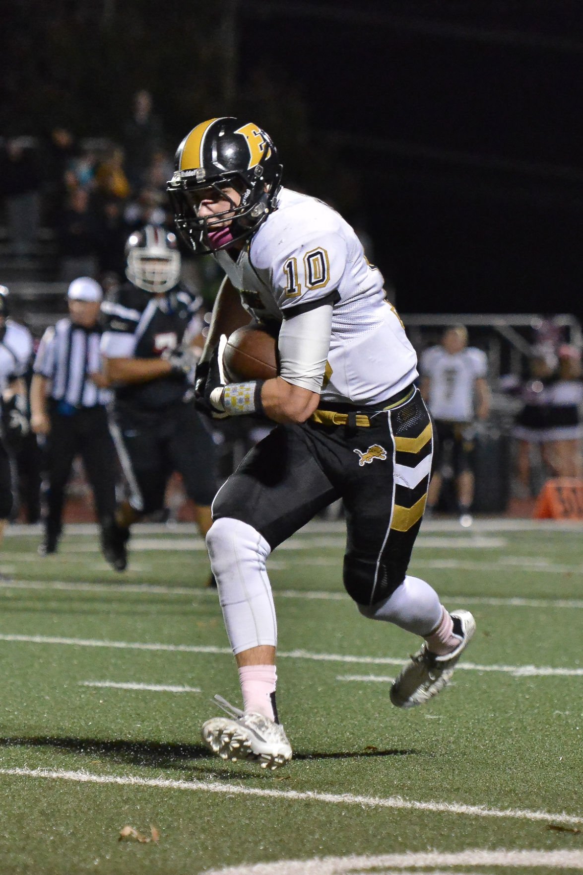 Parkway Central stops late rally, tops Fort Zumwalt East | High School ...