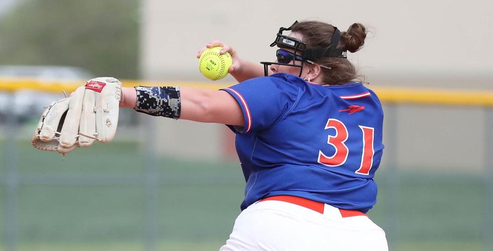 OKAWVILLE_03_PB.JPGSTL1050034965