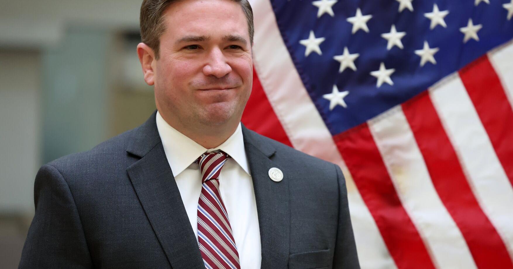 Court rules Missouri AG entitled to transgender care records - Vimarsana News