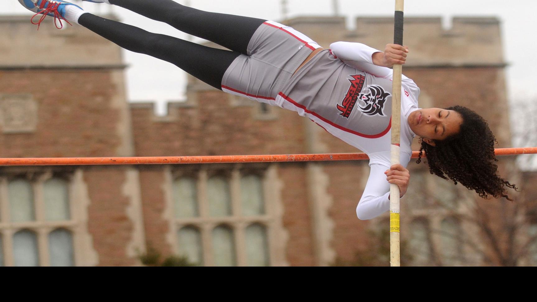 3 Pole Vault Poles For Sale Ucs Pacer Polevaultpower Com
