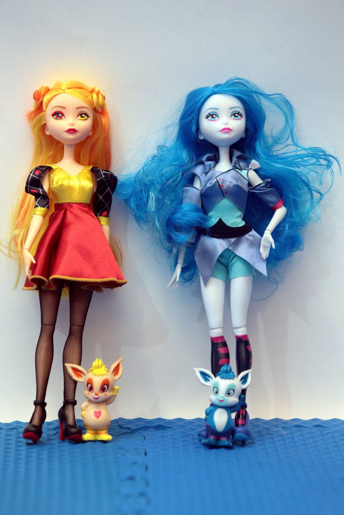space pop dolls