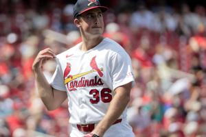 Cardinals host Mariners