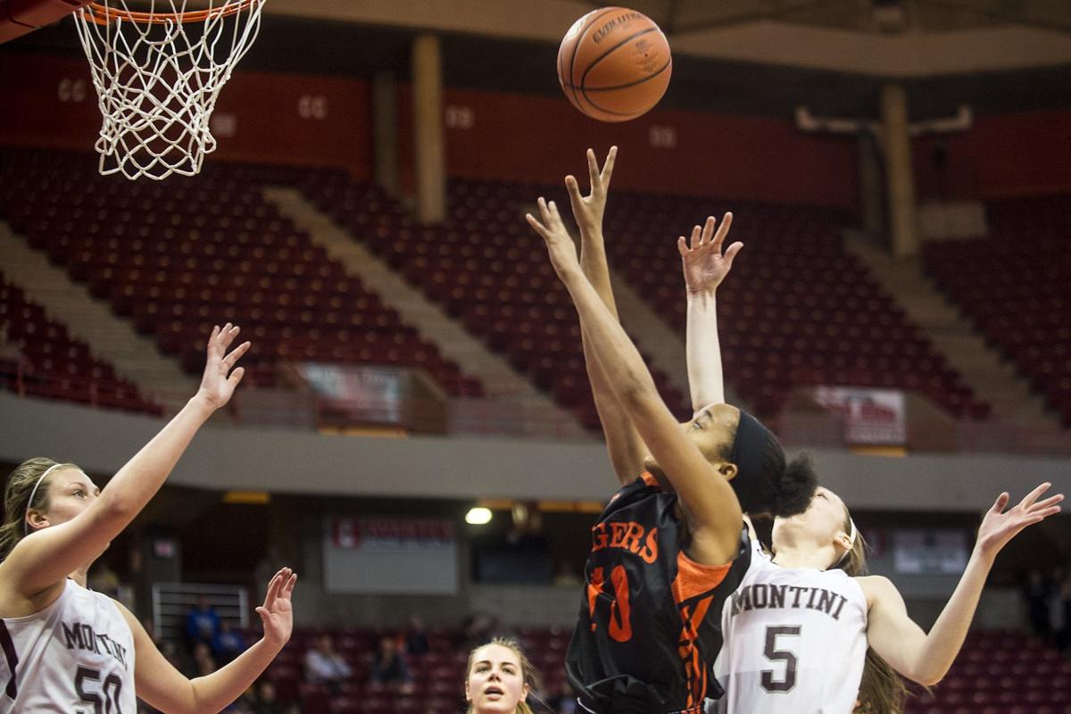 Montini S Twin Towers Eclipse Edwardsville In 4a State Semifinal