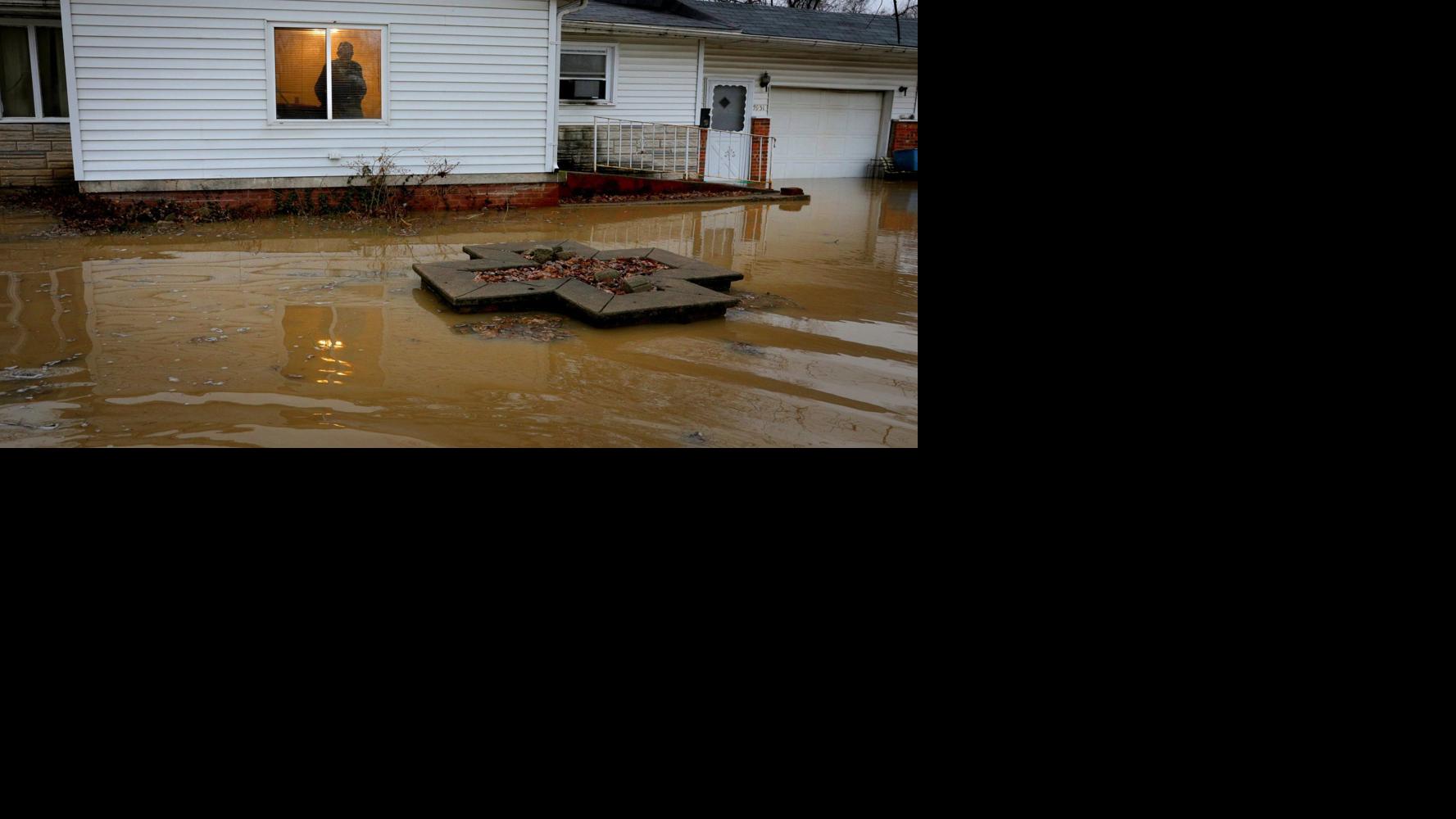 Metro East sewage and flooding woes represent ‘urgent public health crisis,’ Illinois senators tell EPA - STLtoday.com